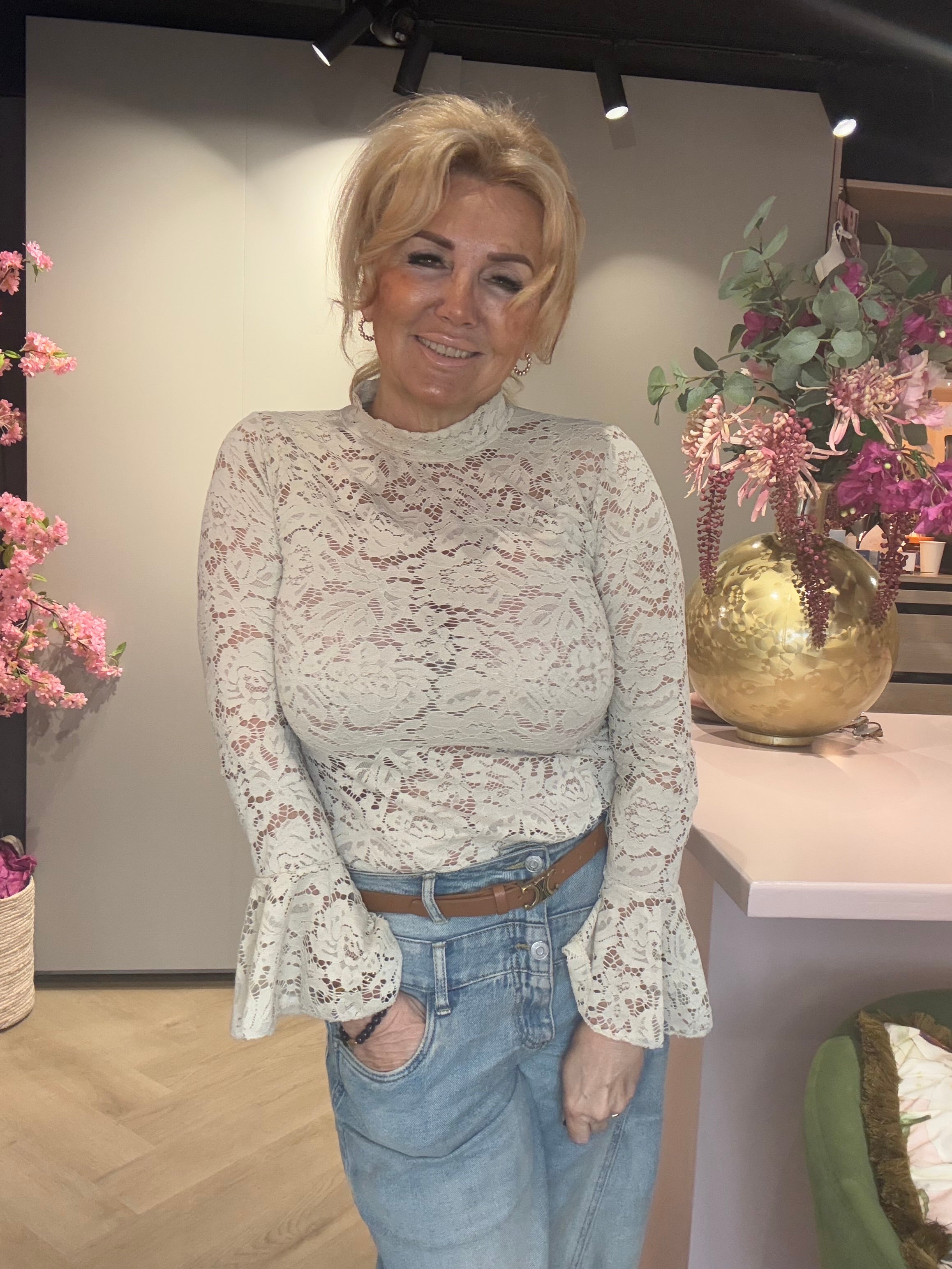 Top Kant Trompetmouw Beige